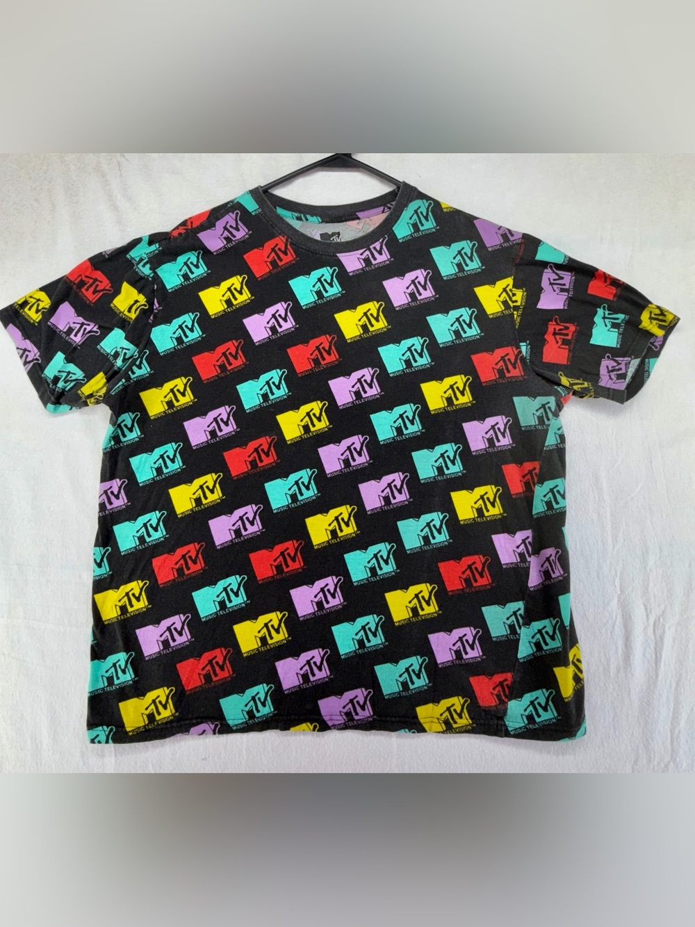 MTV All Over Print Music Television T-Shirt Men's Size XL- MTV Logo